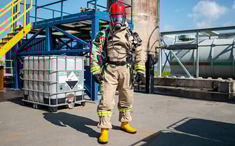 LION_HazMatCBRN_mt94_suit
