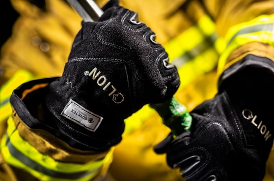 Vforce Glove 1