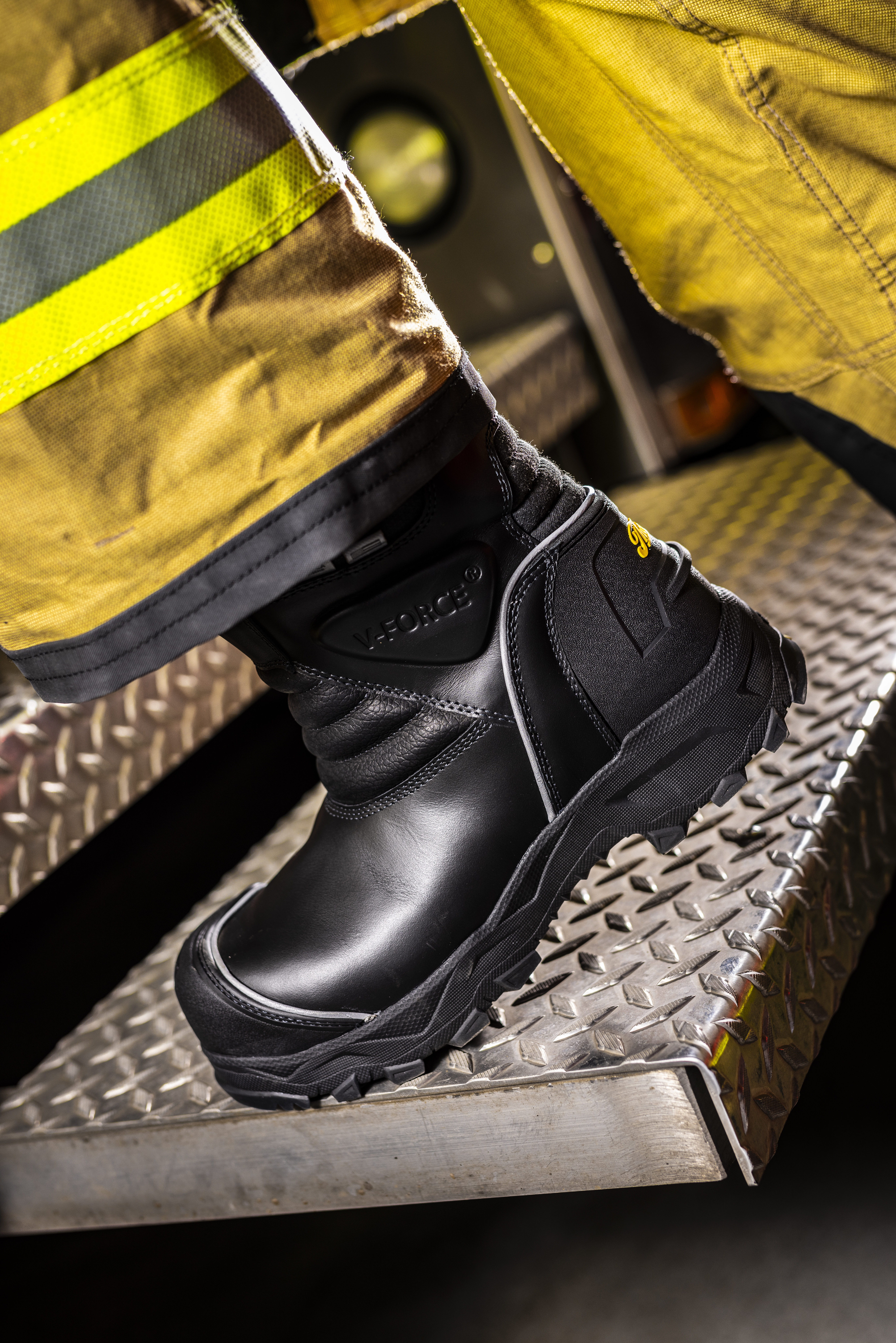 LION V-Force USA Boot_close up_388